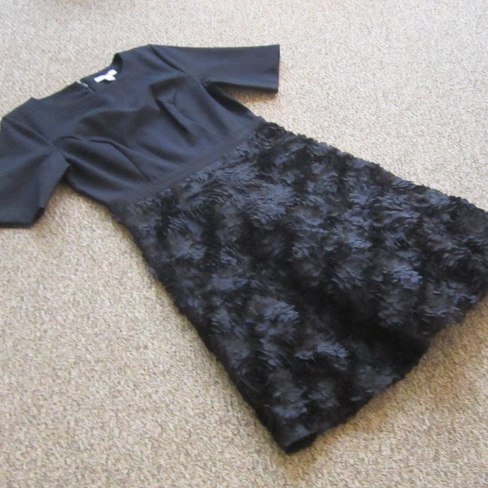 Isaac Mizrahi Super Nice LBD - Size 6